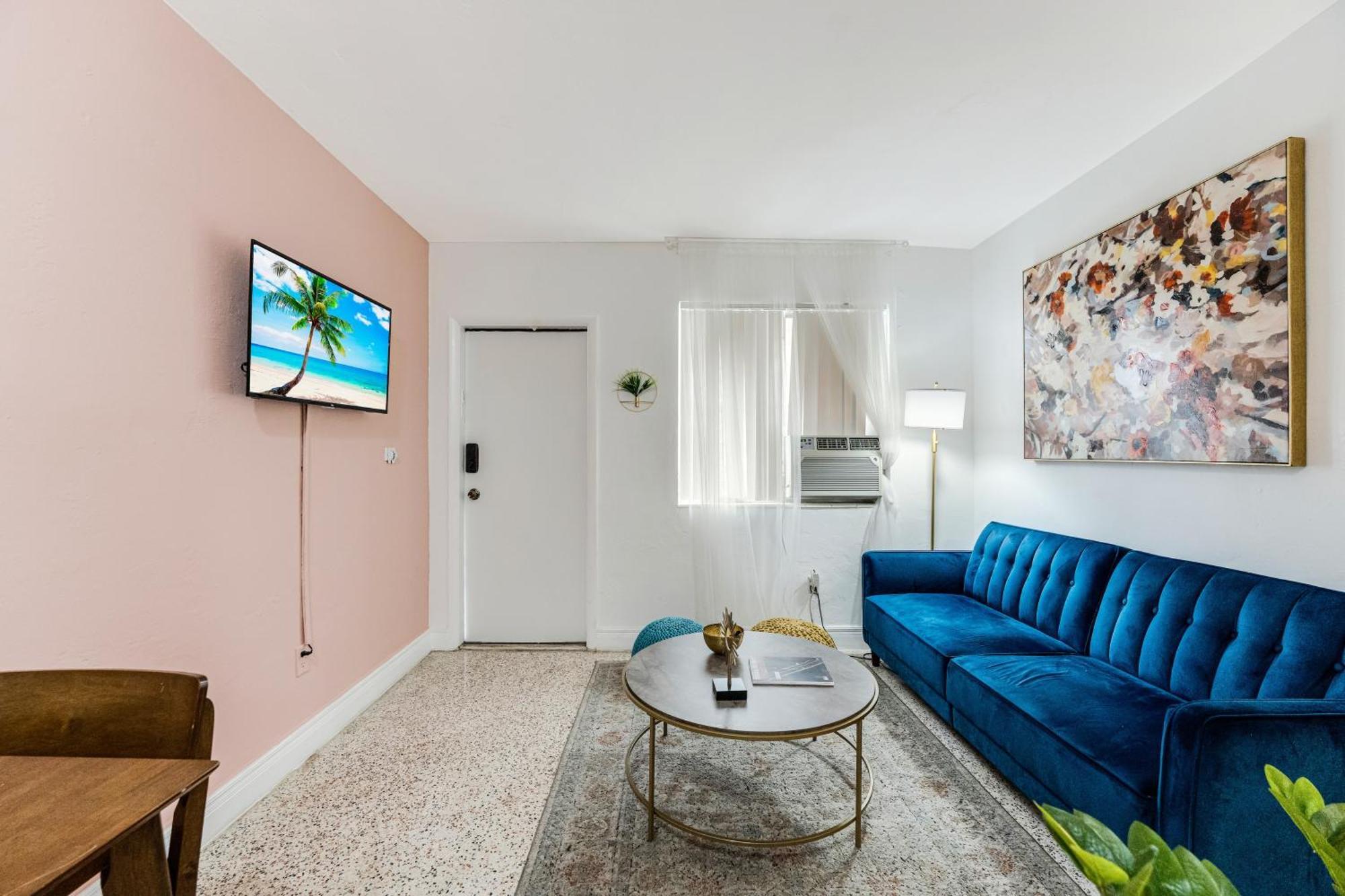 Stylish 1Br Apt Minutes From Brickell ميامي المظهر الخارجي الصورة